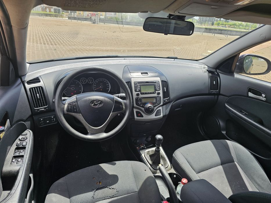Hyndai i30 1.6crdi 115cv