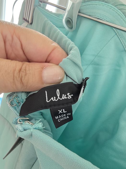 Vestido cerimónia a estrear