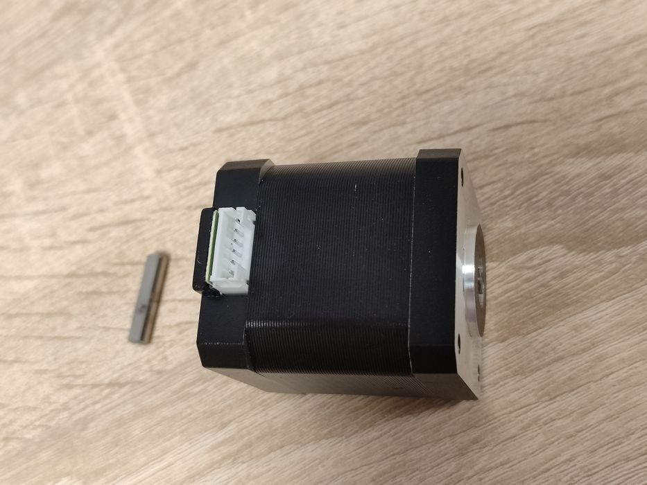 Na części zamienne silnik krokowy osi Y z drukarki 3D Sovol SV07 Plus