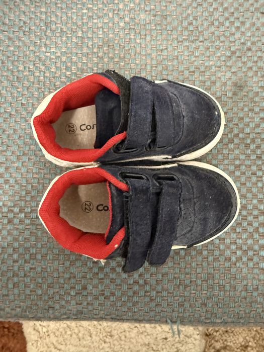 Продам кросовки детские