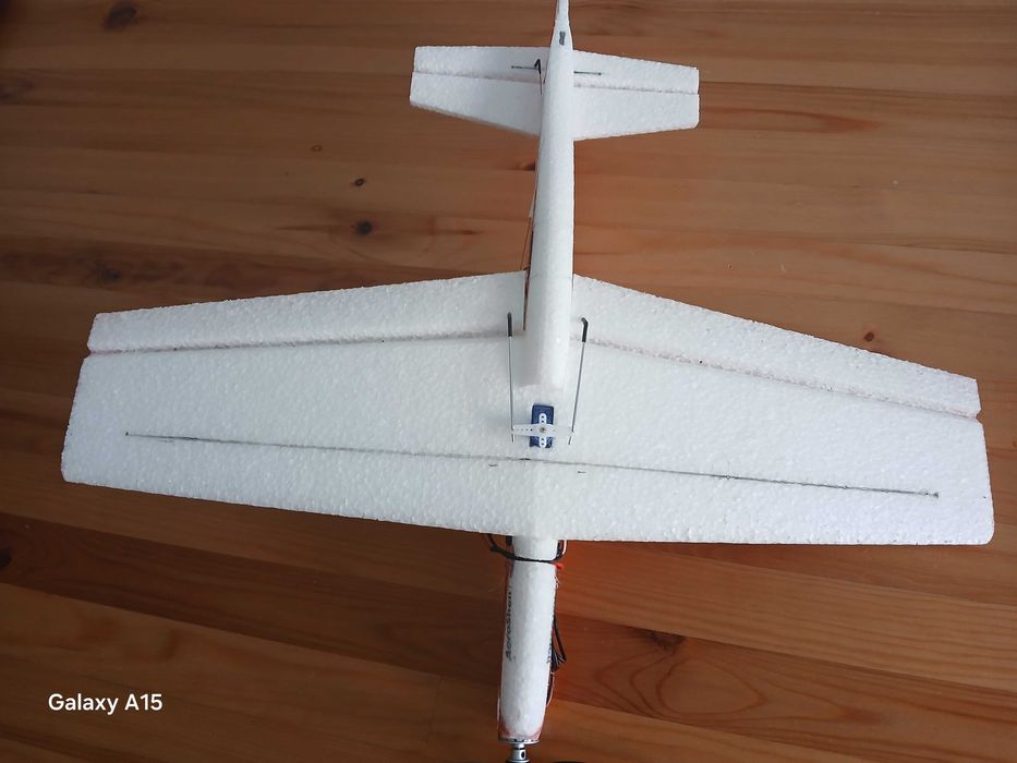 Avião RC Mini STREGA