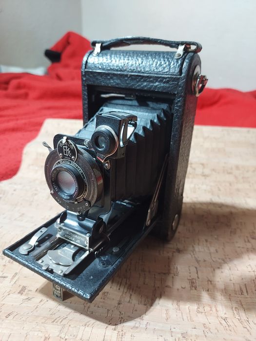 Máquina fotográfica fole