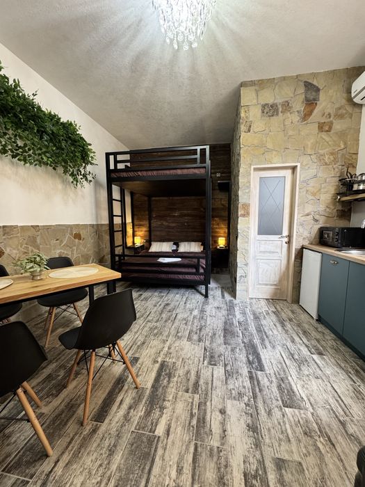 Квартира в центрі Львова подобово з балкончиком