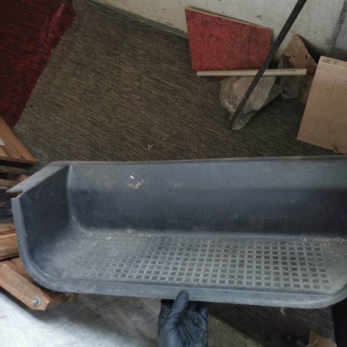 корпус воздушного фильтра , подножка порожек ,  Потолок VW T4