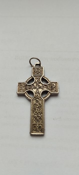Bardzo stary krzyż celtycki