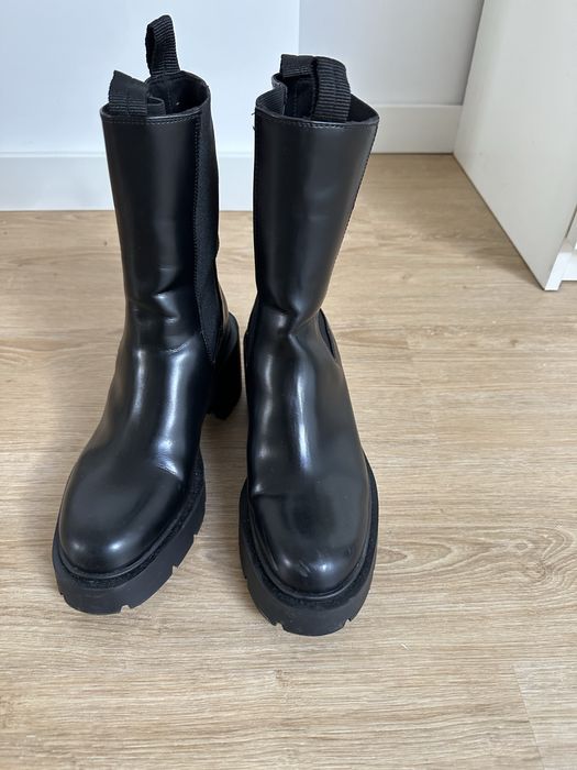 Botas Zara com plataforma cano medio