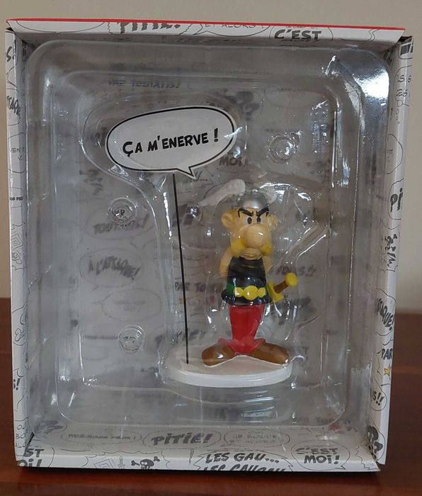 Asterix em resina com legenda