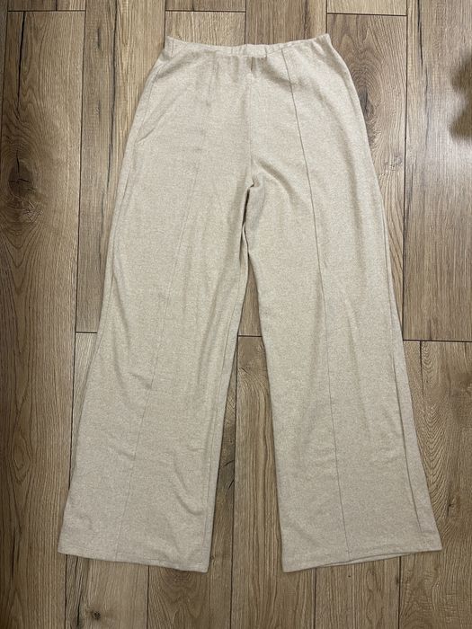 Pull&Bear Spodnie z szerokimi nogawkami z miękkiej tkaniny Ecru