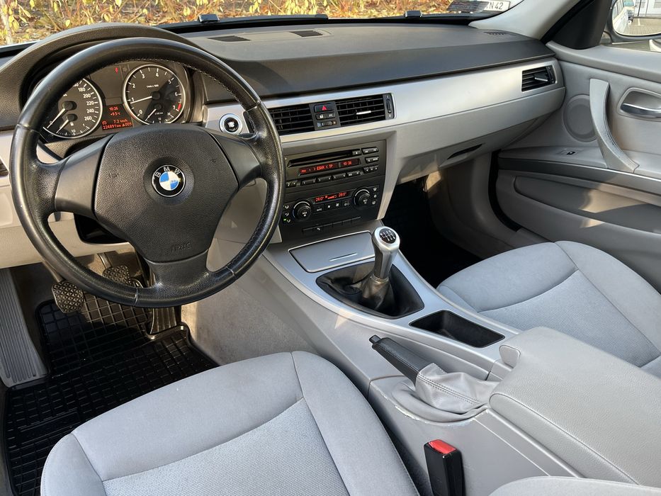 BMW 320i E90 2.0Benzyna