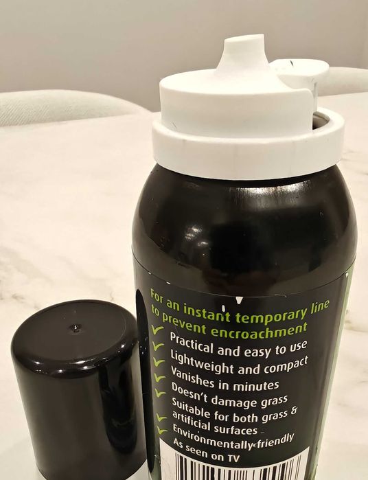 Referee Spray433385463968573442