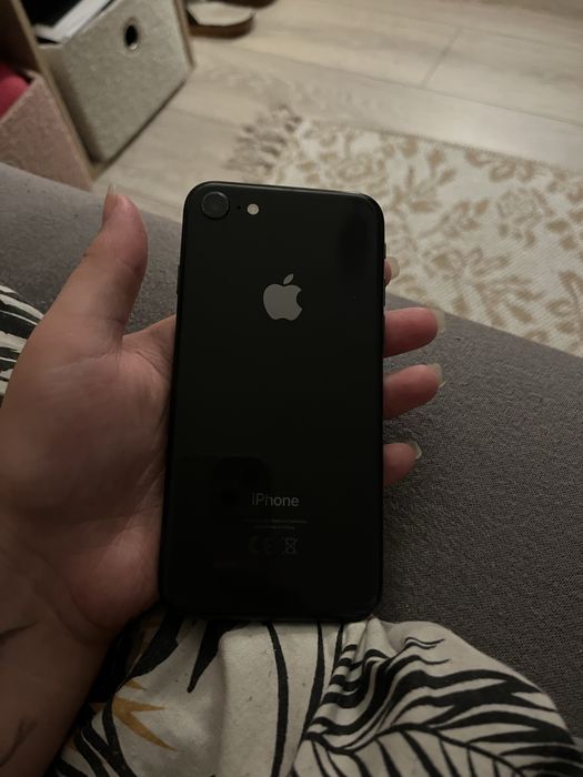 Iphone 7  kolor czarny