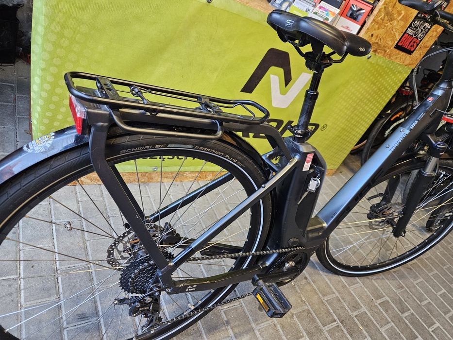 CUBE rower elektryczny ze wspomaganiem BOSCH