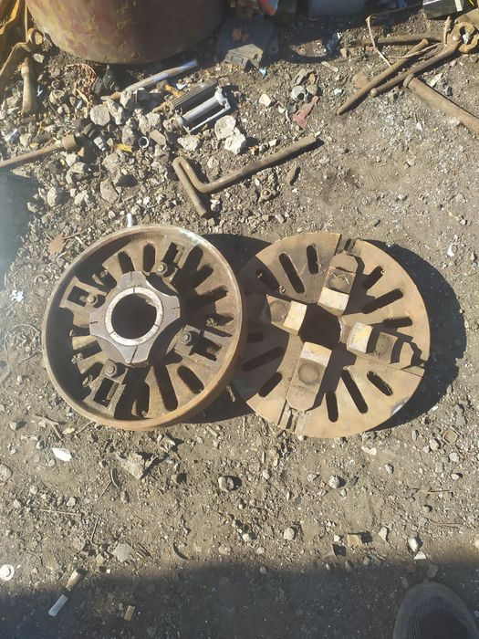 планшайба 315мм,четырехкулачковый последняя