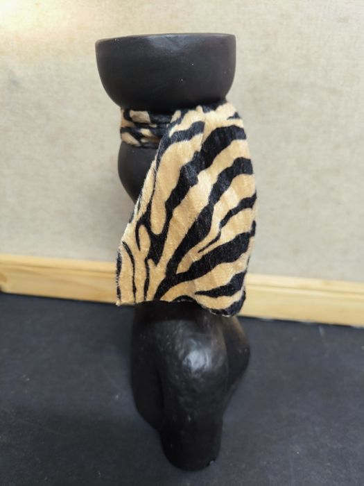 Busto de mulher africana