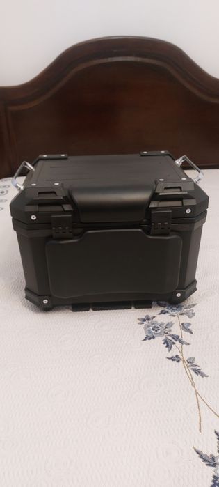 Vendo top case usada