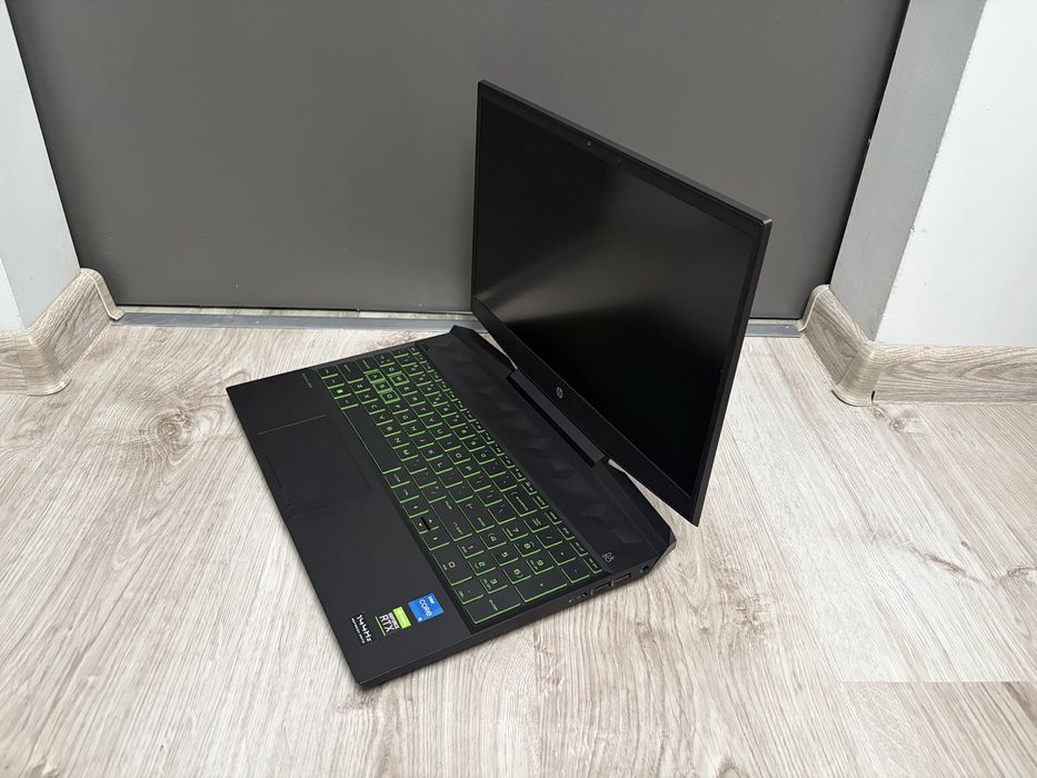 HP Pavilion Gaming 15 | i5-11300H | RTX 3050 | 16GB RAM | SSD | 144Hz