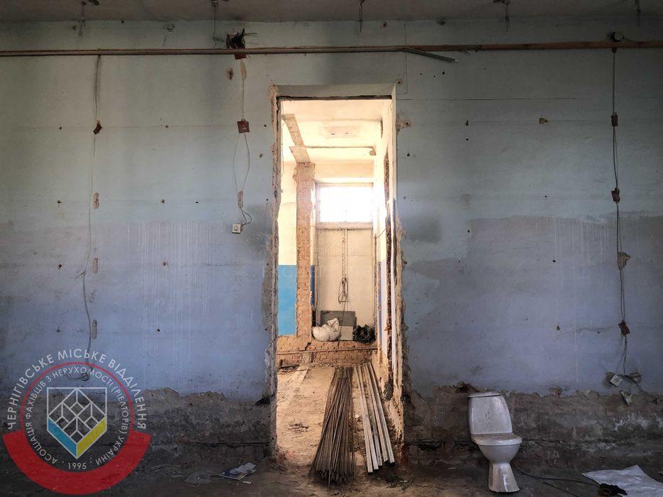 RLT V01 Оренда фасадного приміщення, вул. О. Довженка 96