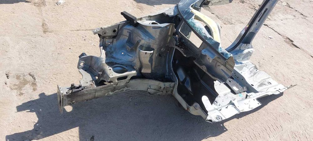 podłużnica ćwiartka przód przednia prawa seat toledo iv 4 12-19 lf8h