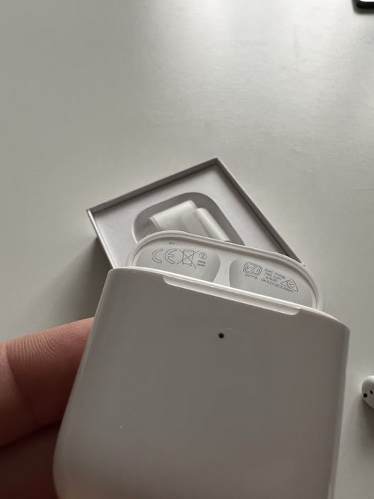 Навушники Apple AirPods 2