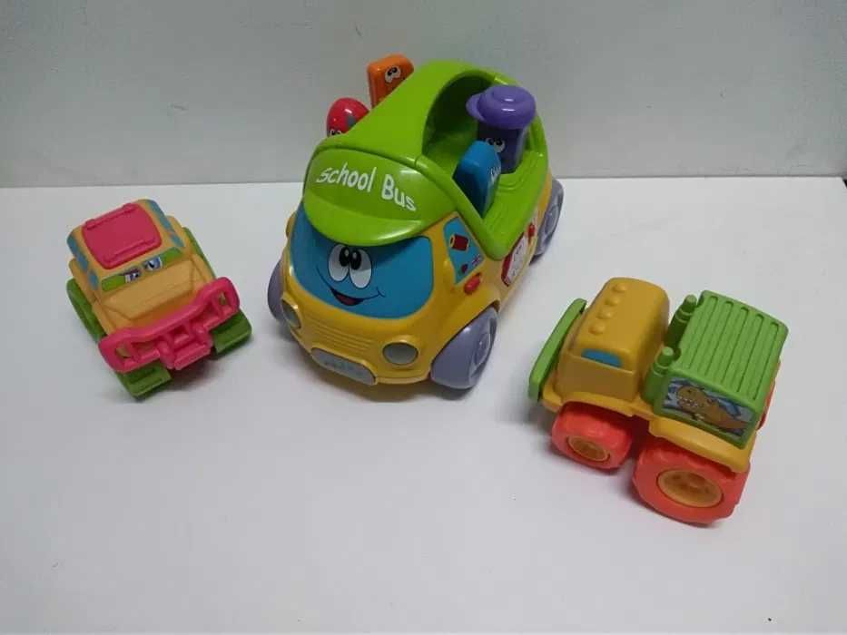 Autocarro escolar da Chicco + 2 carros