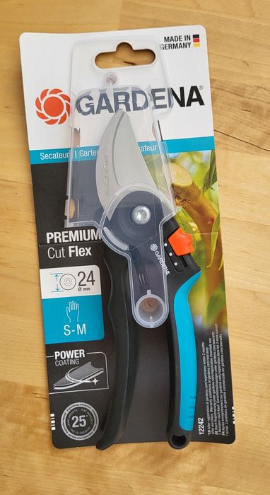 Секатор Gardena  24 S–M