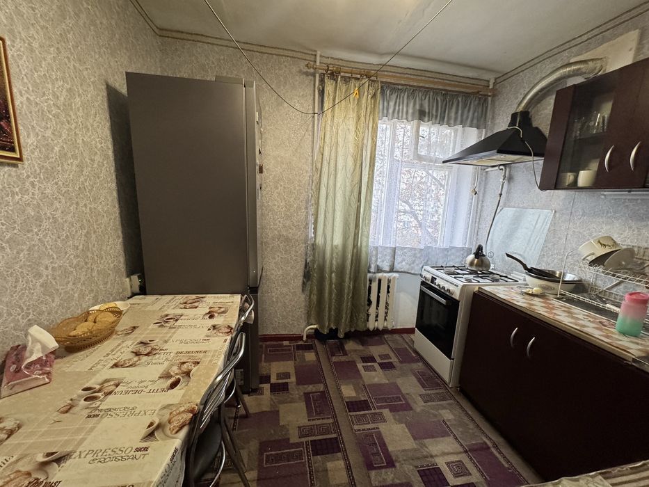 Продаж 2к квартири смт.Черкаське