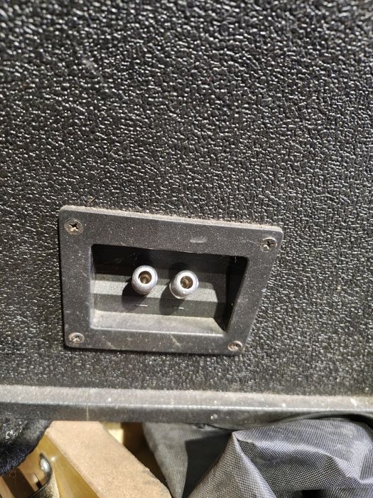 Subwoofer Samochodowy AXTON