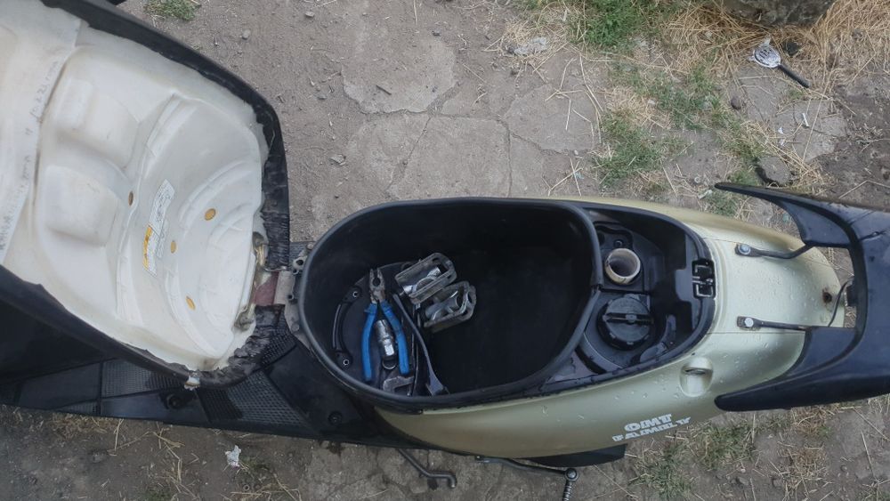Suzuki let's 3 бабочка