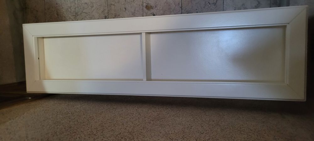 Consola Liatorp IKEA em bom estado para restauro