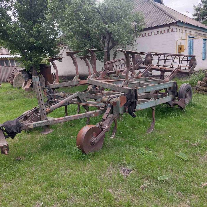 Продам культиватор КШН - 5.6    Можливий  обмін на   ЮМЗ