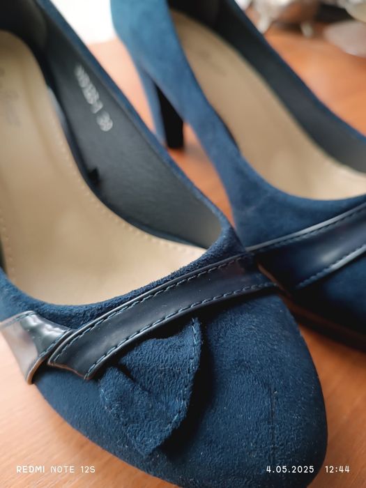 Buty damskie na obcasie 39 pantofle szpilki
