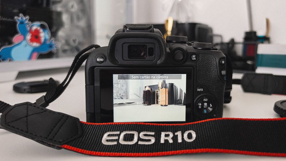 Canon EOS R10 - Nova / Estado Impecável