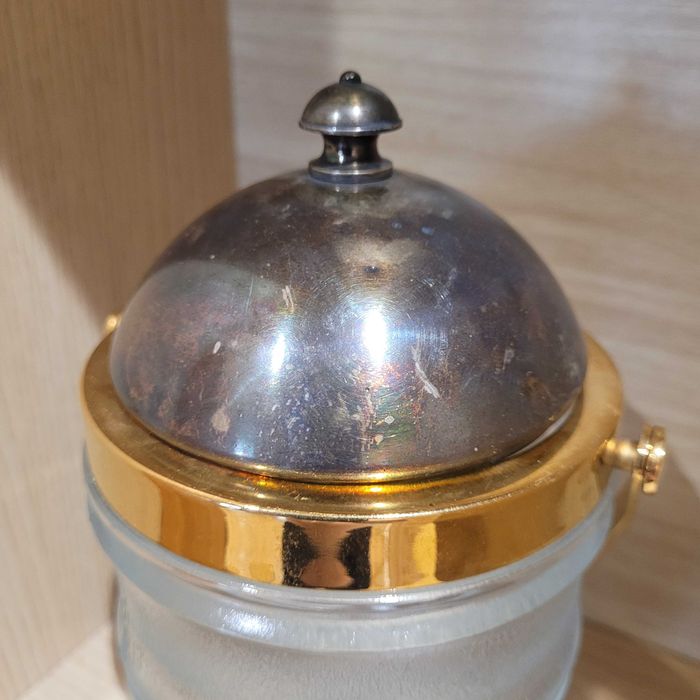 Pojemnik, wiaderko na lód