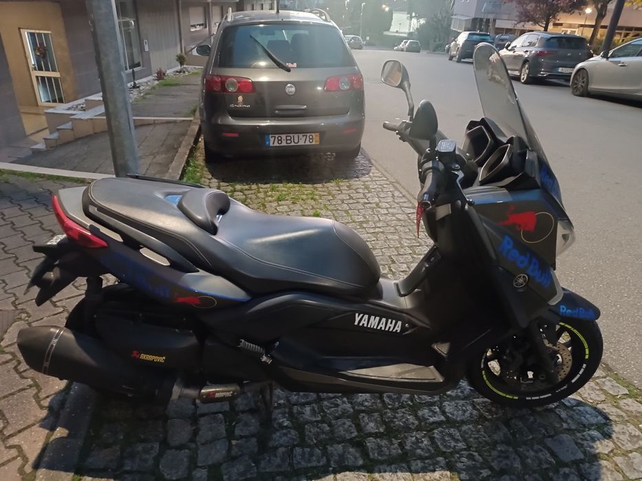 Yamaha X Max 400