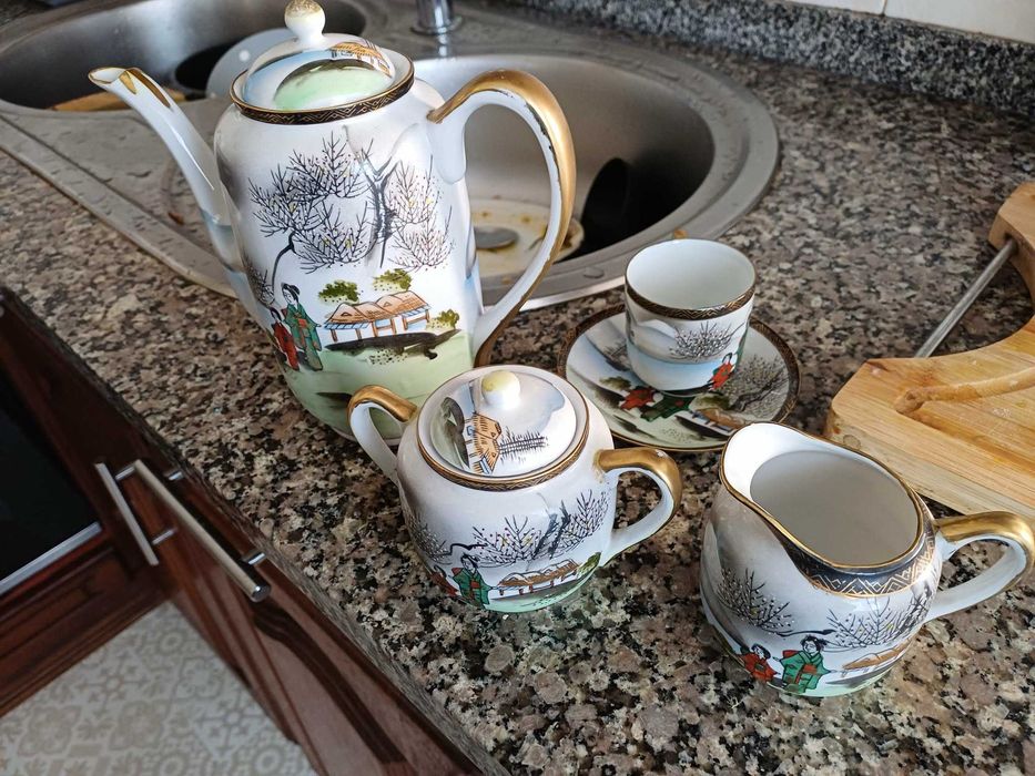 Serviço de café chinês pintado á mão, 5 chavenas+ 1 partida,