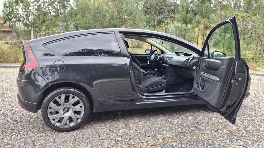Vendo Citroën C4 VTR Coupé 1.6 Hdi 110CV - 2006 - 3 Portas- 5 Lugares  - Nacional
