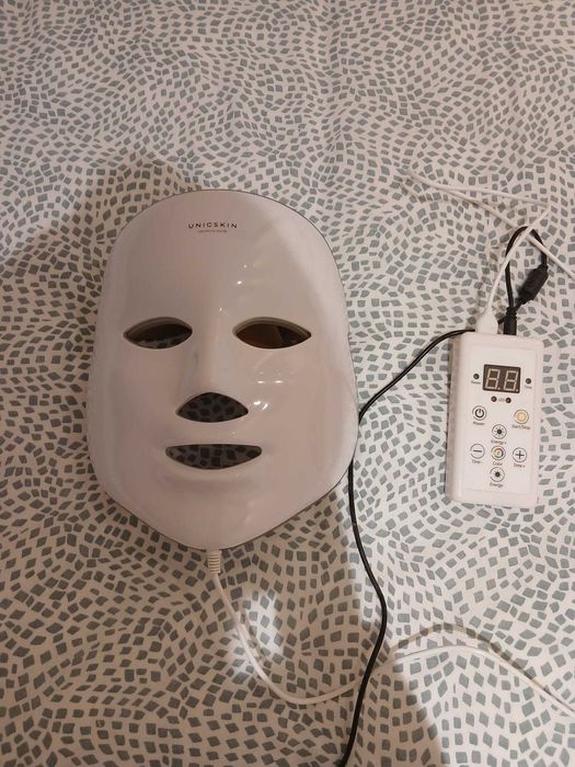 Unicskin Uniclead Máscara Coreana para o Rosto com Luz LED