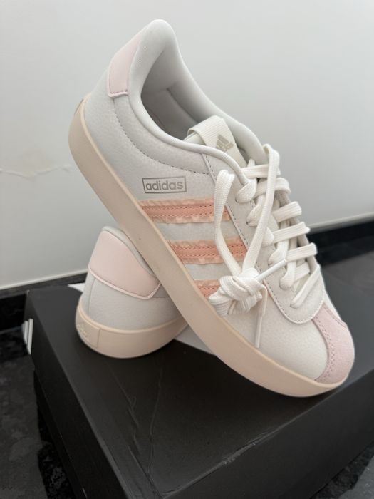 Sapatilhas Adidas Novas