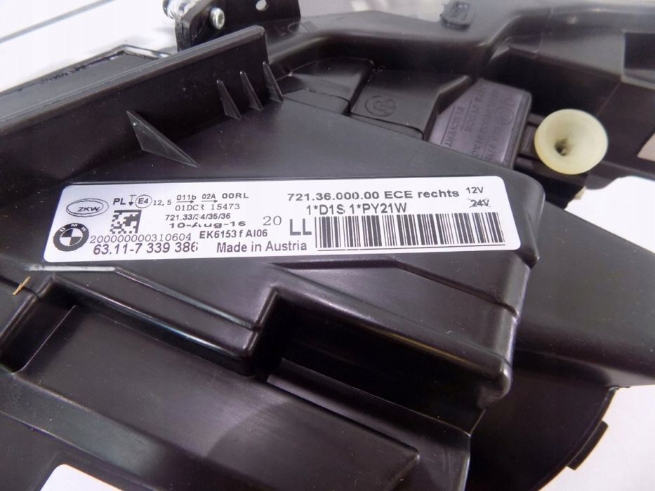 BMW 3 F30/F31 lampa xenon prawa - 1126