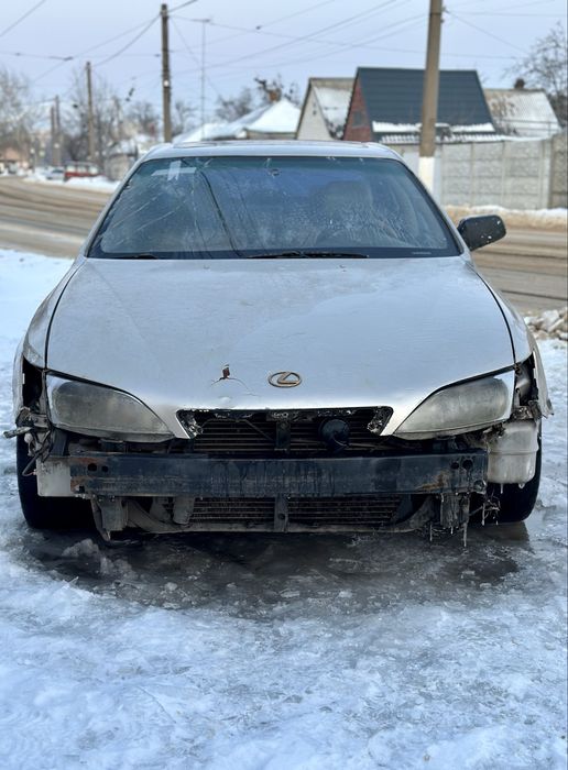 Lexus ES300 2000г. 3.0л Бензин. АКПП