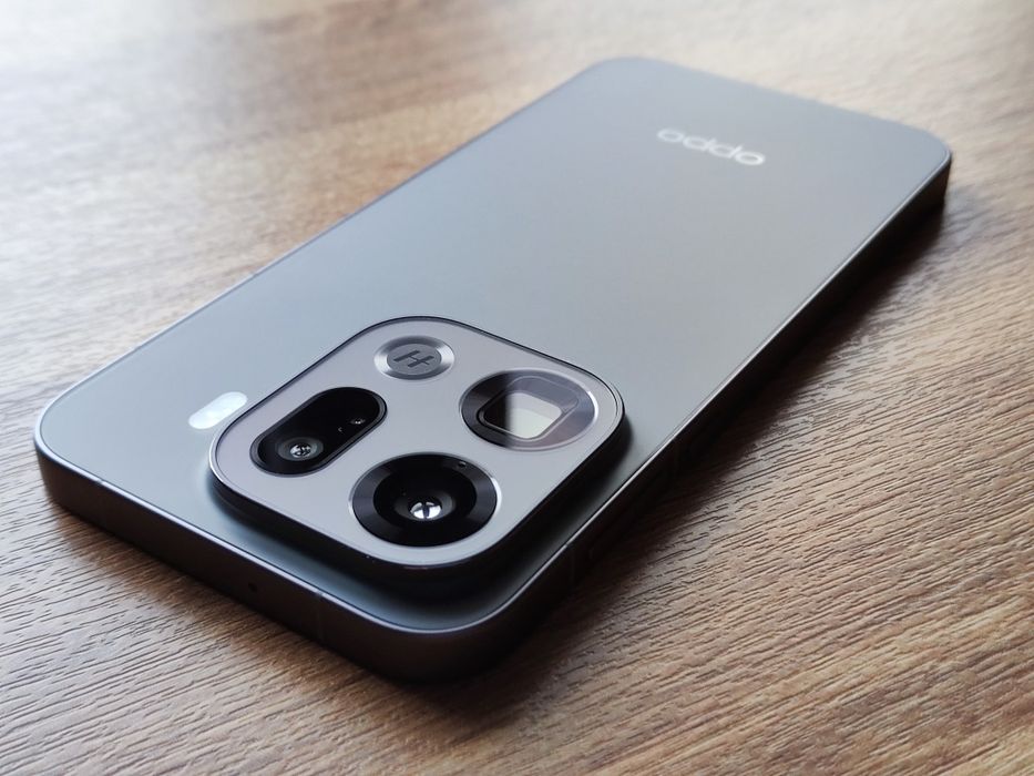 OPPO Find X9 Pro 12/256GB Titanium