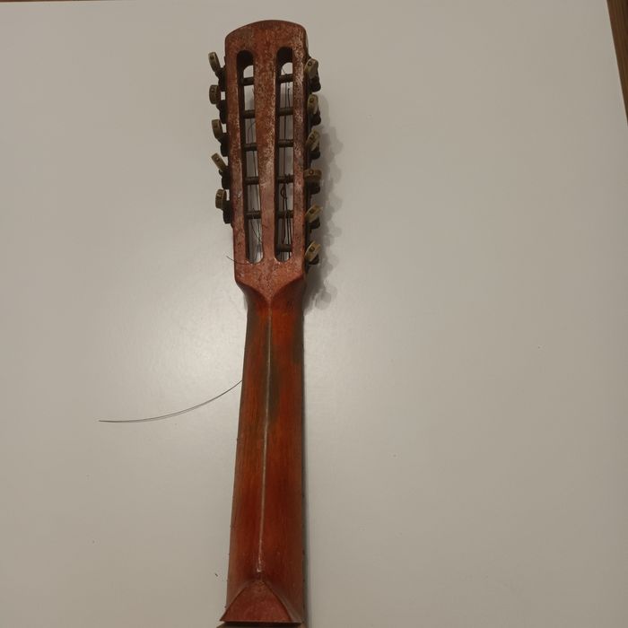 Stara mandolina gitara