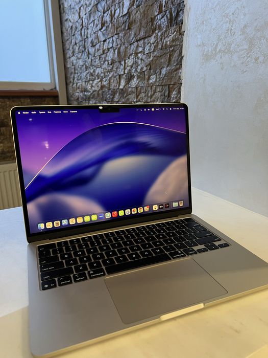 Macbook air 13.6 m4 256 gb (2025 року) (locked iCloud)