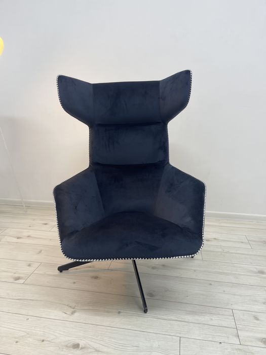 Дизайнерське крісло з Європи