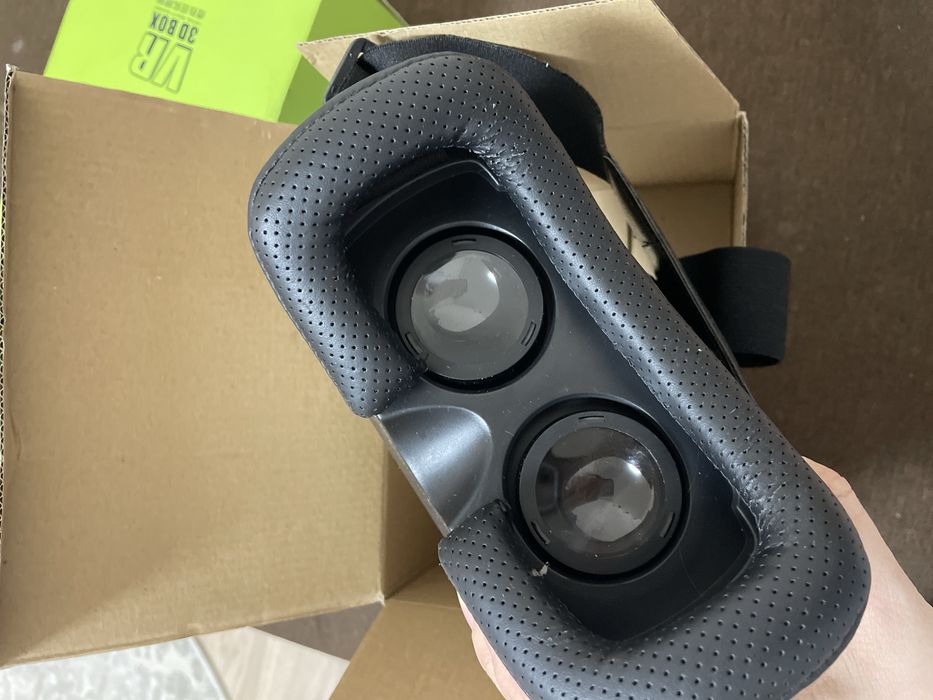 VR окуляри для телефона
