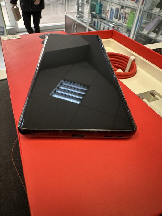 Idealny OnePlus 8 5G 128GB Black sklep Centrum Gsm
