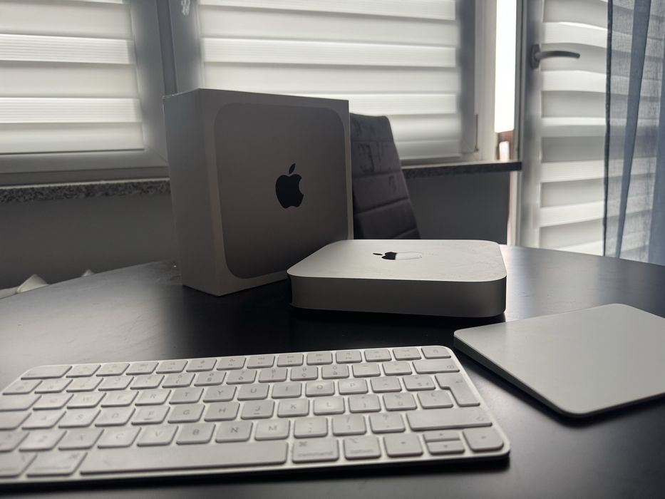 Mac Mini M2 Pro 16GB / 512GB + klawiatura i nowy gładzik