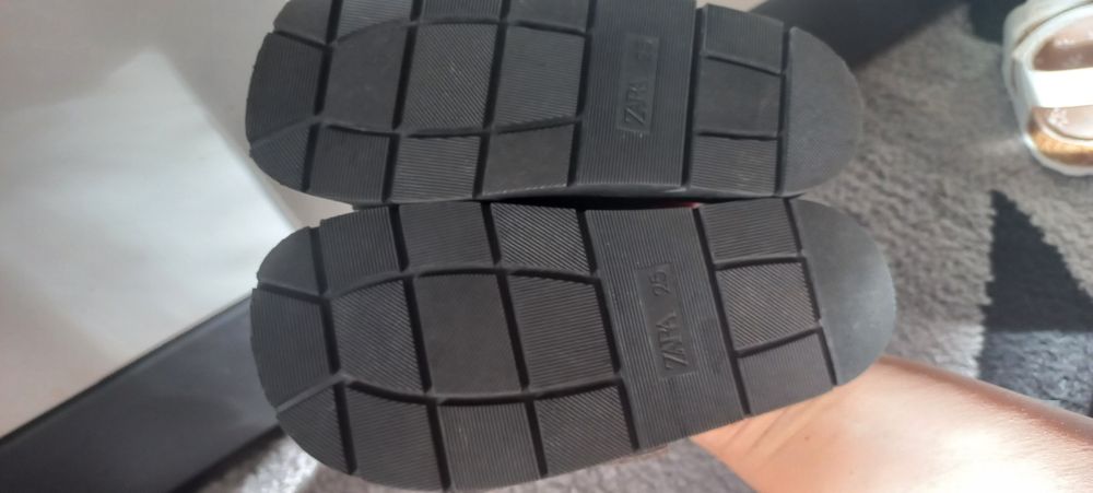 Замшеві сандали zara 25 розмір 16.5см кожані next 4