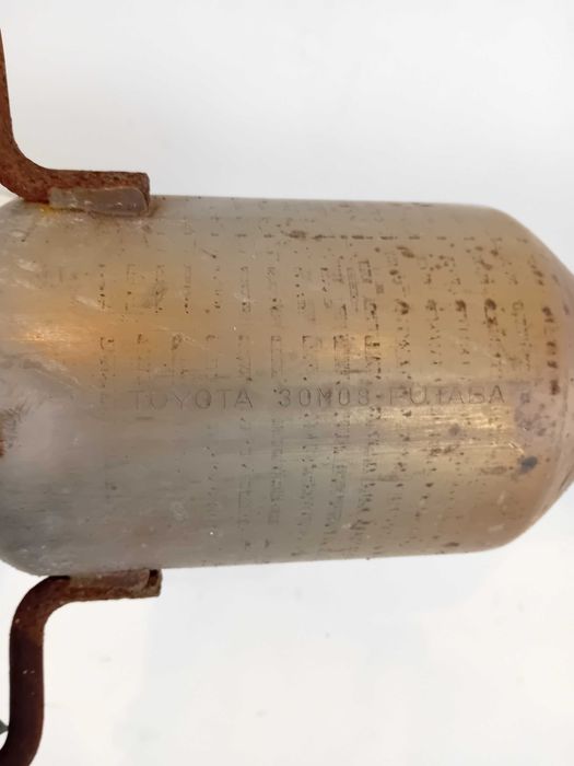 Tłumik Katalizator Toyota Yaris III 1.5 Hybryda 11/19 r