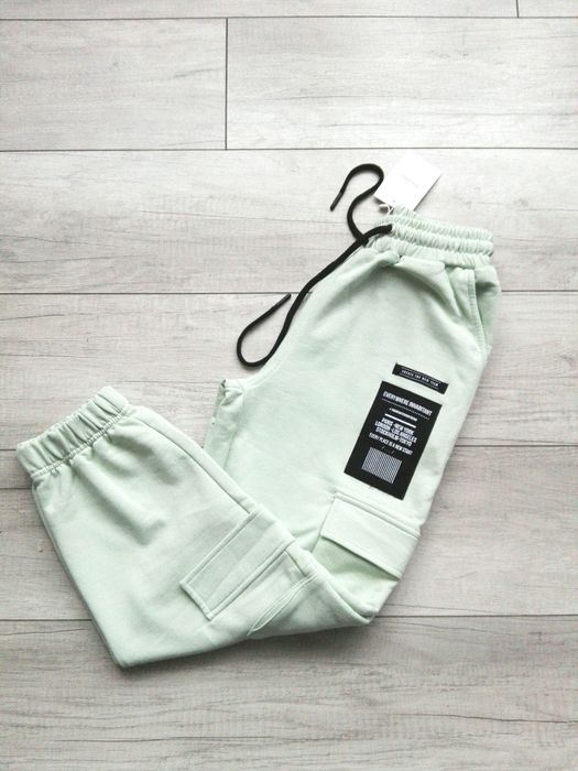 Bershka spodnie joggery dresowe jogger cargo S